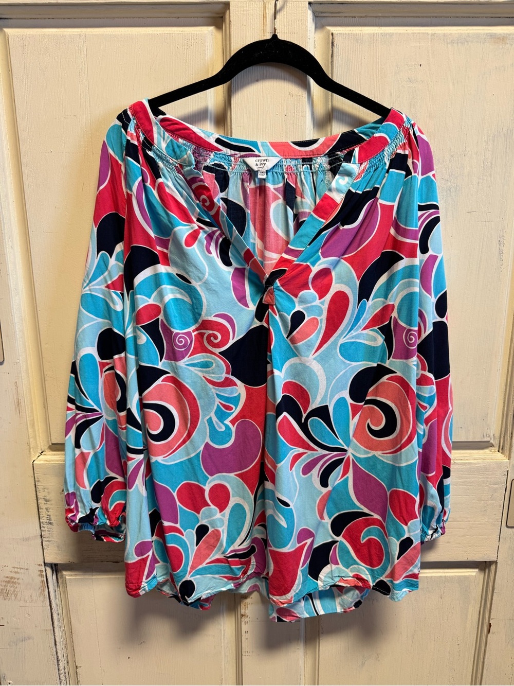 Women’s Crown & Ivy Top